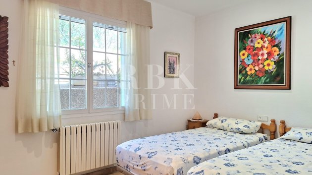 Resale - Villa -
Calvià - Peguera