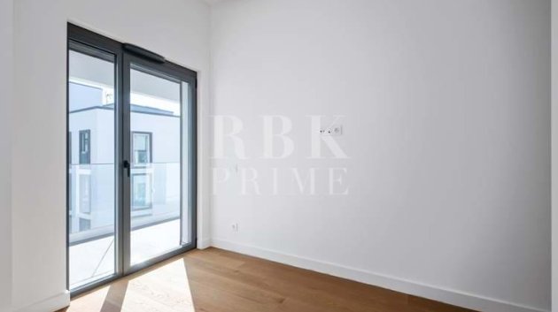 Reventa - Apartamentos -
Madeira