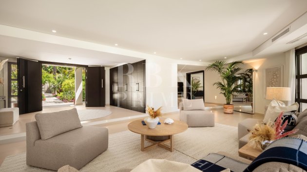 Resale - Villa -
Malaga - Málaga
