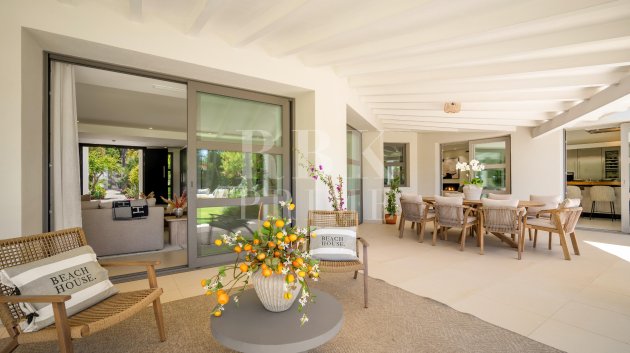 Resale - Villa -
Malaga - Málaga