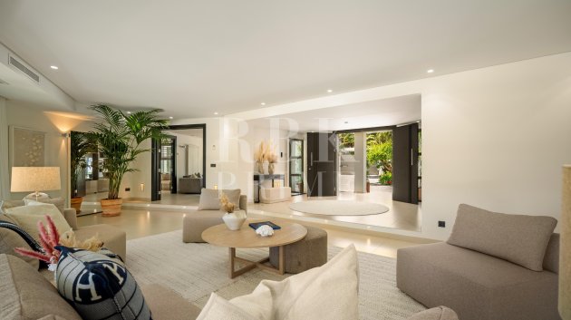 Resale - Villa -
Malaga - Málaga