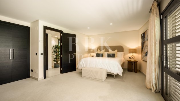 Resale - Villa -
Malaga - Málaga