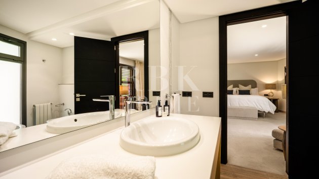 Resale - Villa -
Malaga - Málaga