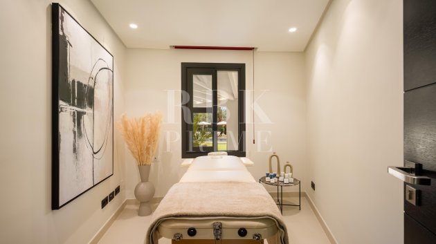 Resale - Villa -
Malaga - Málaga