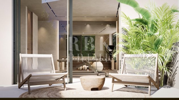 Resale - Villa -
Malaga - Nueva Andalucía