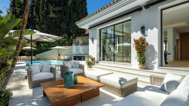 Resale - Villa -
Malaga - Benahavís