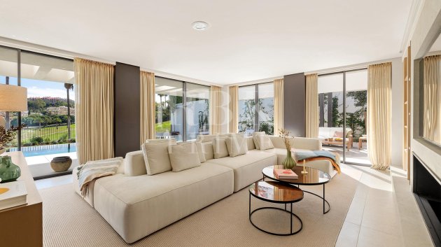 Resale - Villa -
Malaga - Nueva Andalucía