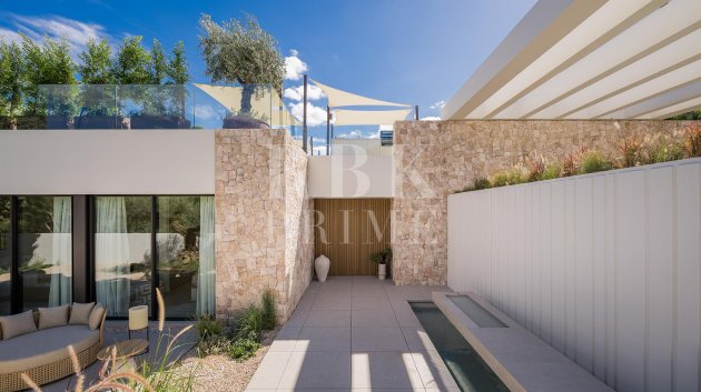 Resale - Villa -
Malaga - Nueva Andalucía