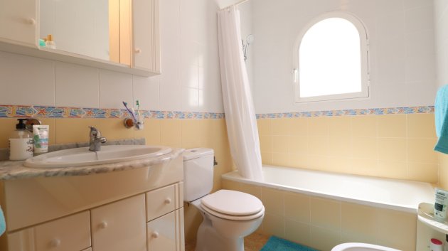 Reventa - Chalets -
Algorfa - Lo Crispin