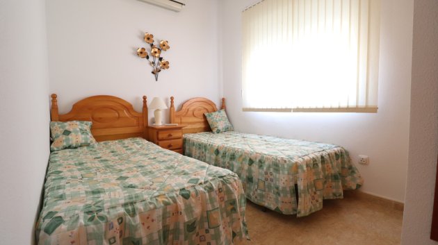 Reventa - Chalets -
Algorfa - Lo Crispin