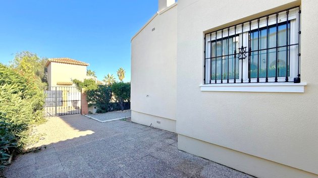 Resale - Villa -
Orihuela Costa - Los Dolses