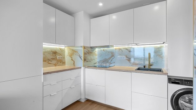 Resale - Apartments -
Torrevieja - Punta Prima