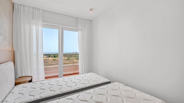Resale - Apartments -
Torrevieja - Punta Prima