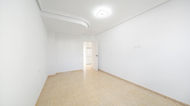 Resale - Villa -
Orihuela Costa - Pau 26