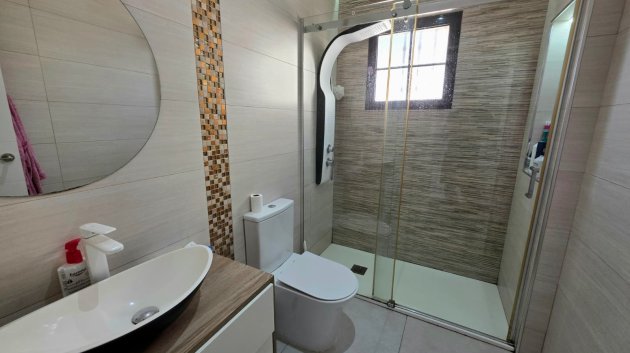 Resale - Villa -
Torrevieja - Sector 25