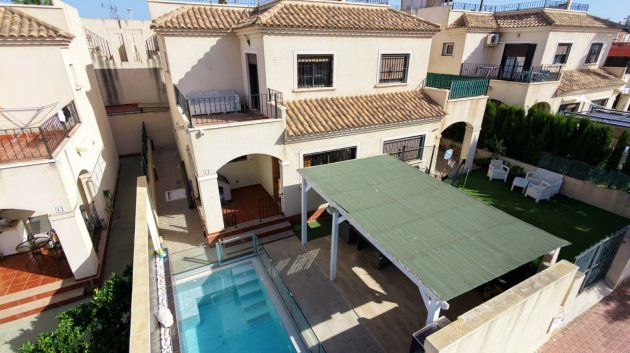 Resale - Villa -
Torrevieja - Sector 25