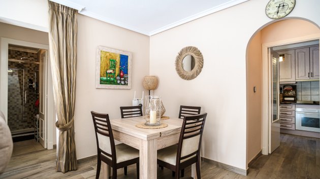 Resale - Apartments -
Torrevieja - El Chaparral