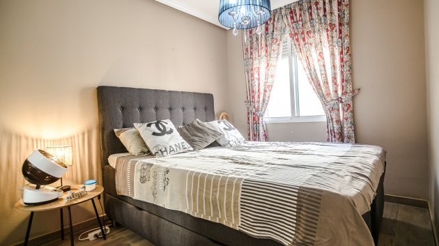 Resale - Apartments -
Torrevieja - El Chaparral