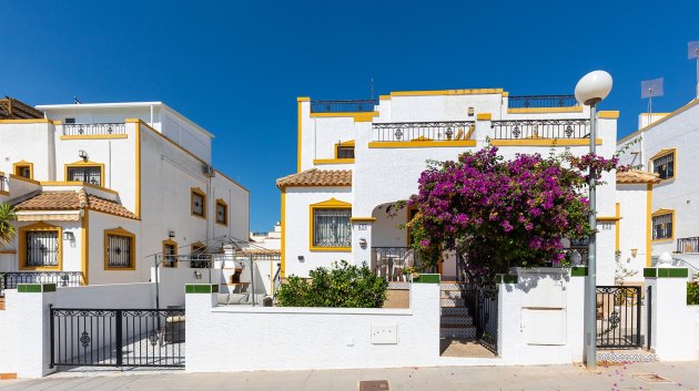 Resale - Townhouse -
Vistabella - Vistabella Golf