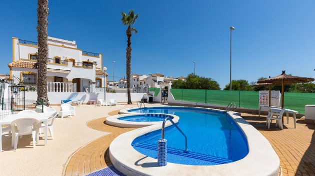 Resale - Townhouse -
Vistabella - Vistabella Golf