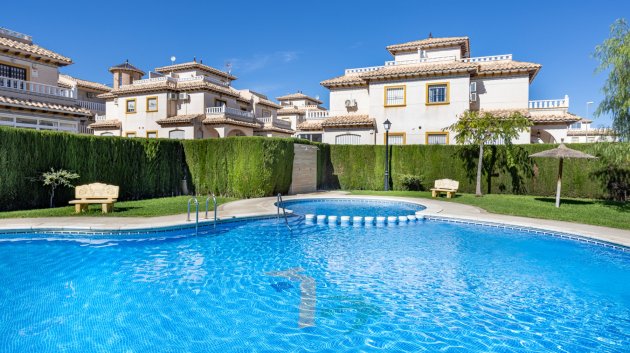 Reventa - Chalets -
Lomas de Cabo Roig - Orihuela Costa