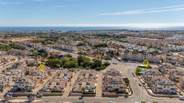 Reventa - Chalets -
Lomas de Cabo Roig - Orihuela Costa