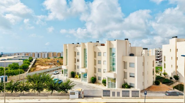 Resale - Apartments -
Orihuela Costa