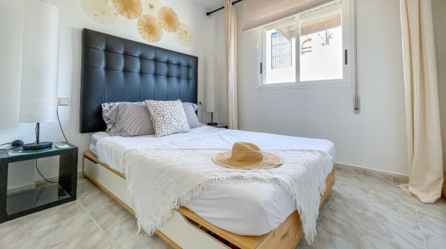 Reventa - Adosado -
Torrevieja - La Siesta