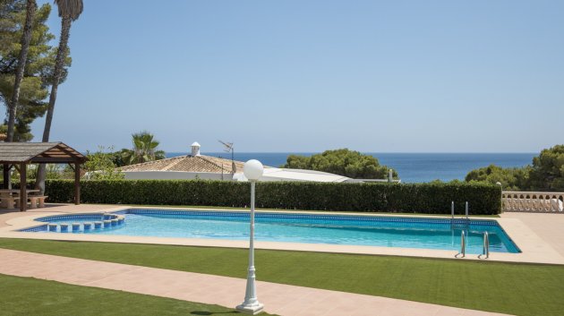 Reventa - Apartamentos -
Moraira - La Cometa
