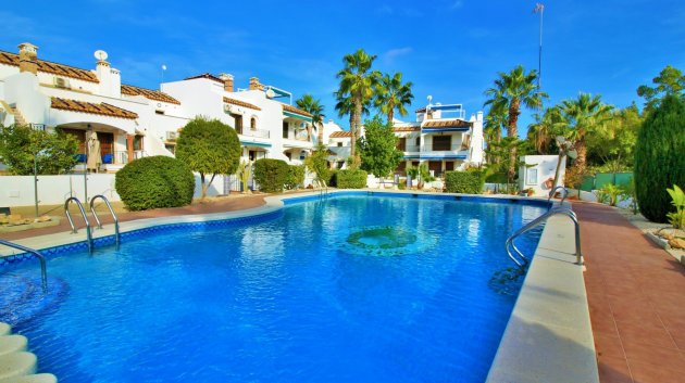Reventa - Apartamentos -
Villamartín - PAU 8