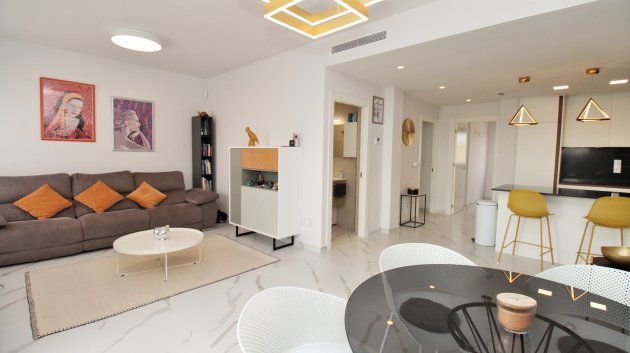 Reventa - Apartamentos -
San Miguel de Salinas