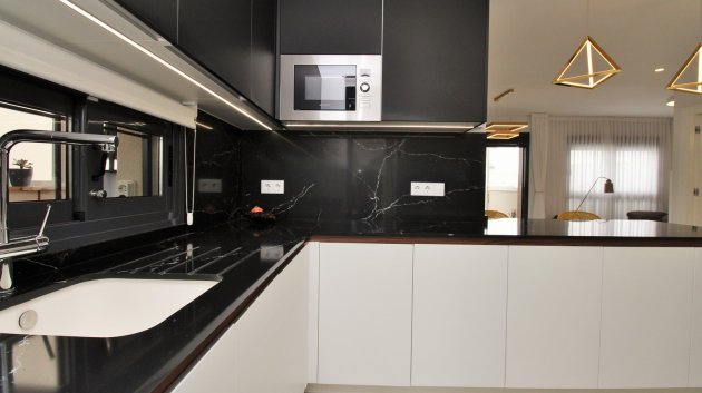 Reventa - Apartamentos -
San Miguel de Salinas