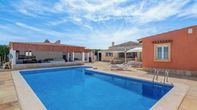 Resale - Villa -
Almoradí - Heredades