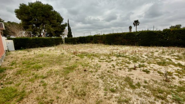 Resale - Villa -
Almoradí - Heredades