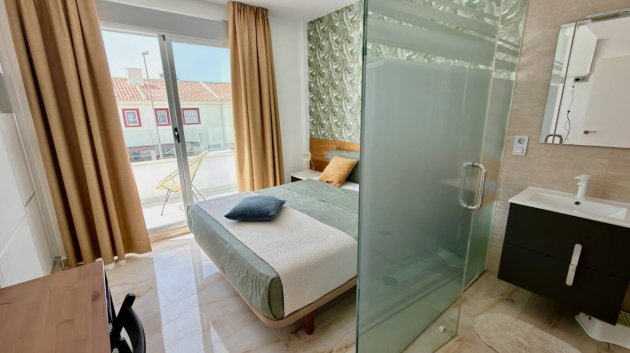 Reventa - Chalets -
Ciudad Quesada - Costa Blanca
