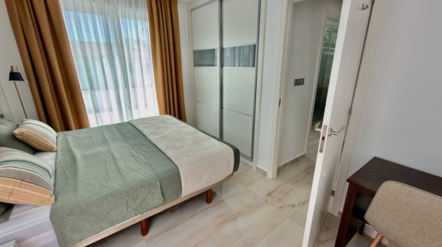 Reventa - Chalets -
Ciudad Quesada - Costa Blanca