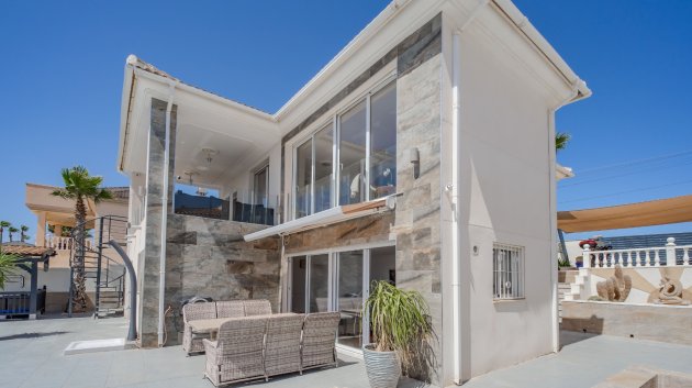 Resale - Villa -
Ciudad Quesada - La Marquesa Golf
