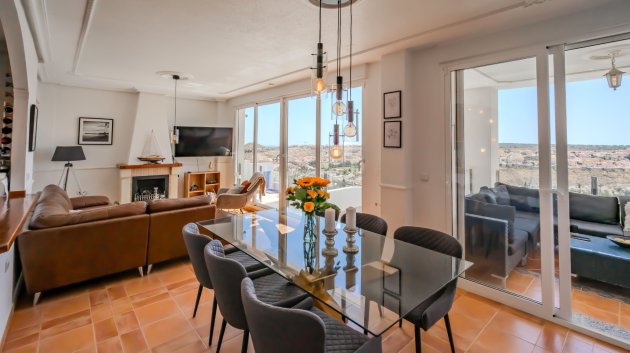 Resale - Villa -
Ciudad Quesada - La Marquesa Golf