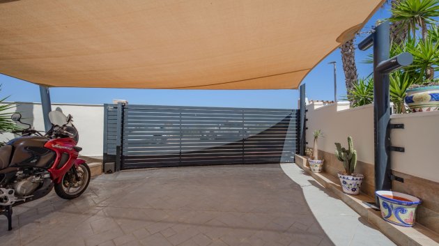 Resale - Villa -
Ciudad Quesada - La Marquesa Golf