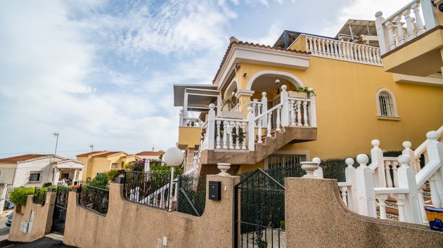 Resale - Townhouse -
San Fulgencio - urb.la marina