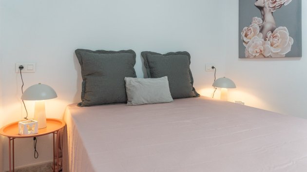 Resale - Apartments -
Torrevieja - La Mata