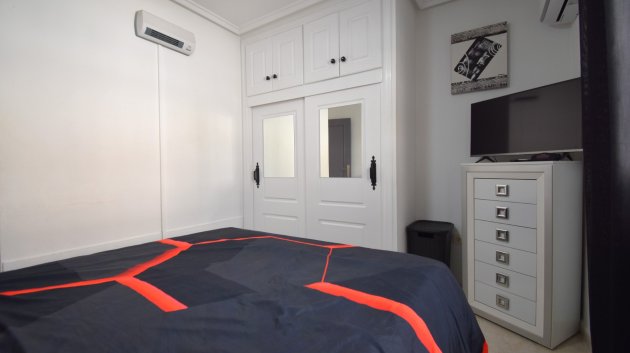 Resale - Villa -
Orihuela Costa - Playa Flamenca