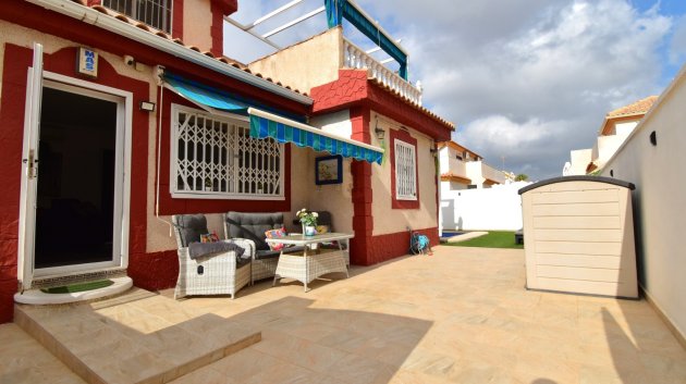 Resale - Villa -
Orihuela Costa - Playa Flamenca