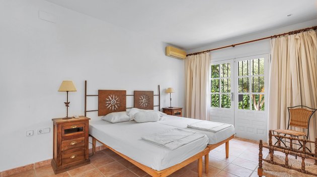 Resale - Villa -
Torrevieja - Playa Los Locos