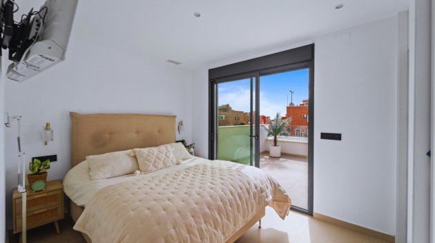 Resale - Villa -
Los Montesinos - La Herrada