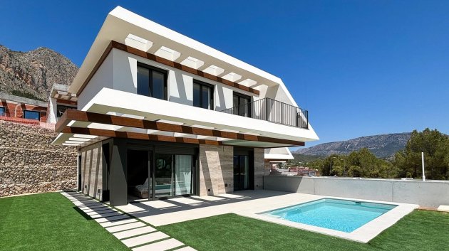 Nouvelle construction - Villa -
Polop