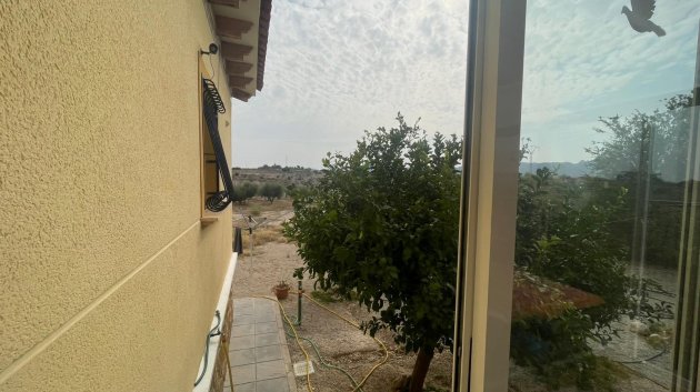 Resale - Villa -
Abanilla