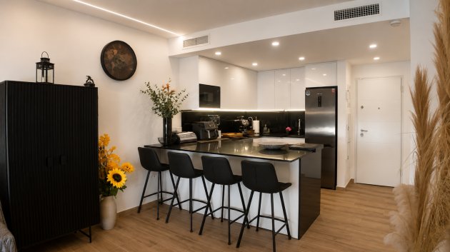 Resale - Apartments -
Orihuela Costa - Villamartín