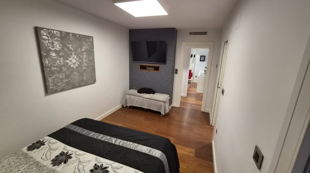 Resale - Apartments -
Torrevieja - Center