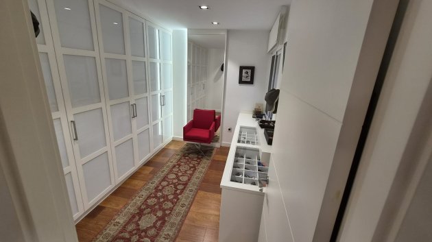 Resale - Apartments -
Torrevieja - Center